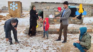 Paying installments for the land of the nomadic mother with the help of Aisha Khanum