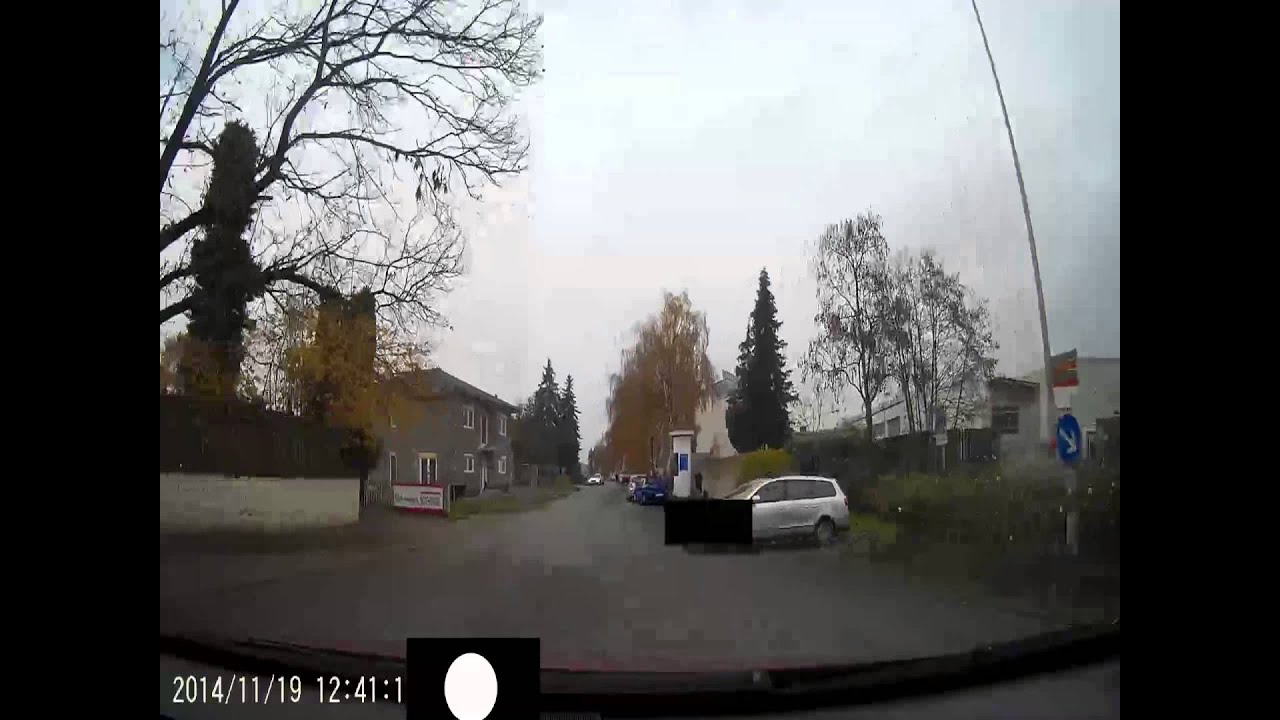 Bad Drivers Germany - I have the right of way