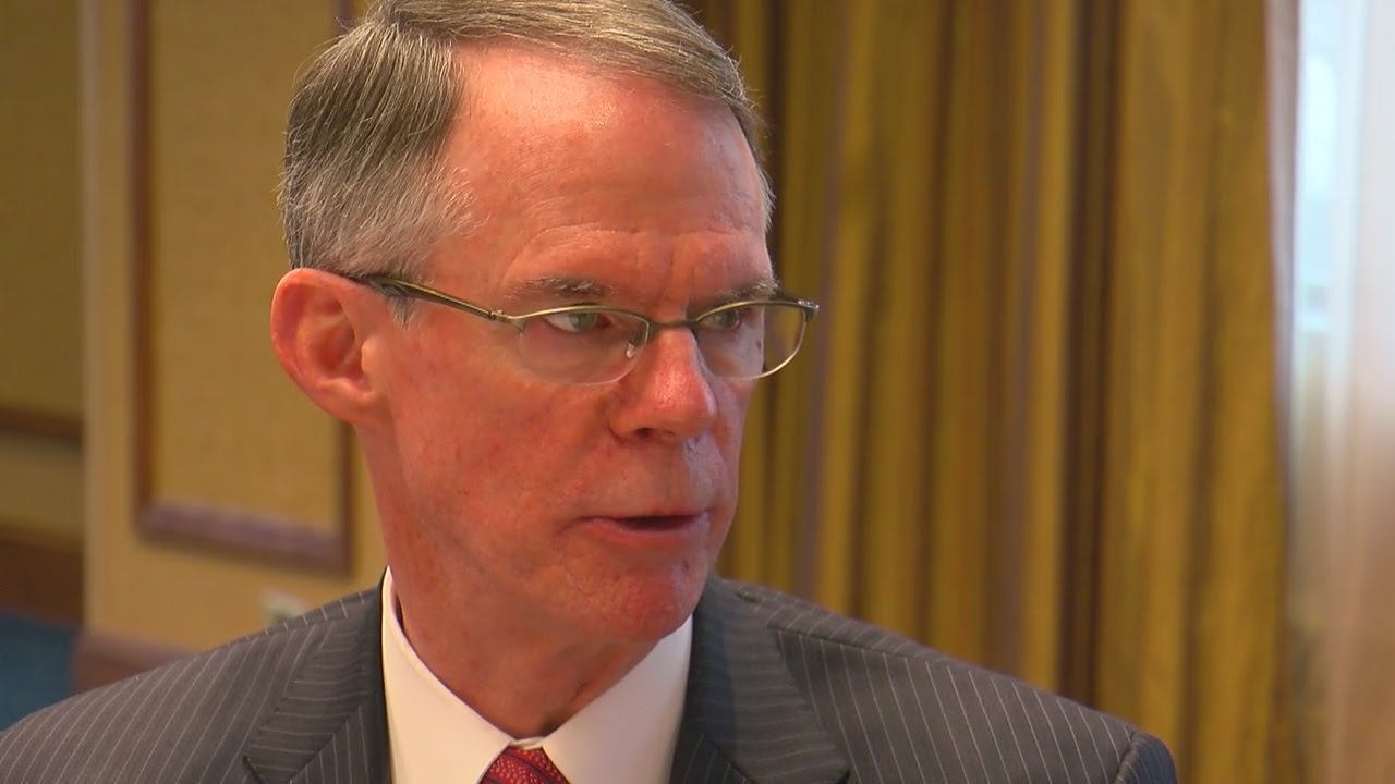 us-bank-ceo-trump-will-boost-economic-recovery-youtube
