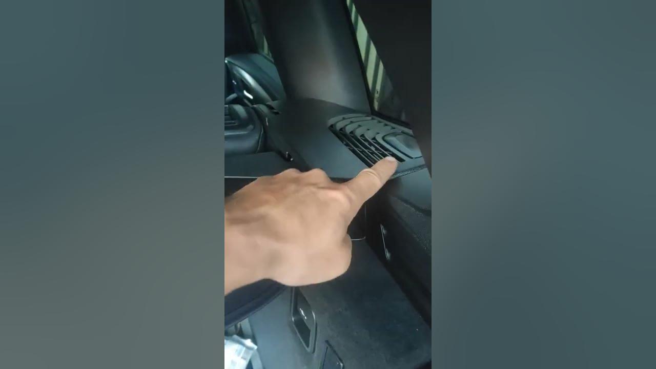 Как снять шторку багажника bmw x3 g01 Вода в багажнике BMW X3 (F25), 2 л, 2015 года своими руками DRIVE2
