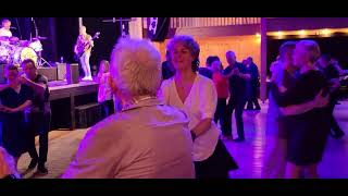 Att Skiljas Är Att Dö En Smula Med Donnez På Lavvotunet Dokka Camping Dansnytt Vigdis Øie 21.3