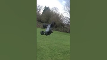 Arrma outcast 8s exb big jump nasty landing #rc #arrma #jumps #outcast #8s #bashing #sendit