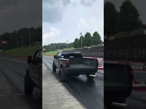 800hp LLY Duramax 1/8th mile