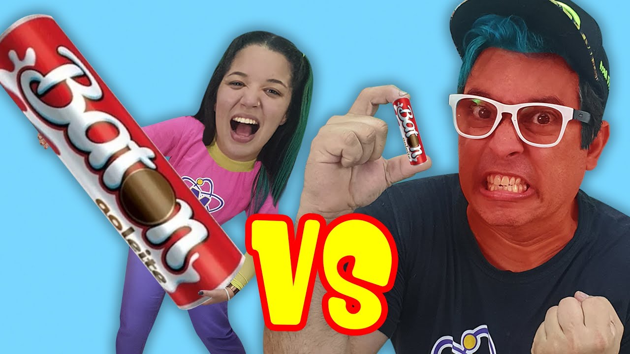 COMIDA GIGANTE VS MINI COMIDA!!! RONI VS MALU!!!
