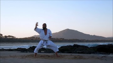 karate training - kata Junro Yondan - Nambucca Heads (NSW)