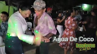 Hay Aguita Agua De Coco - Con Los Rancheros Del Sur Hn