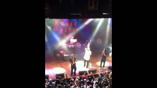 Young Jeezy & Warren G perform "Regulate"