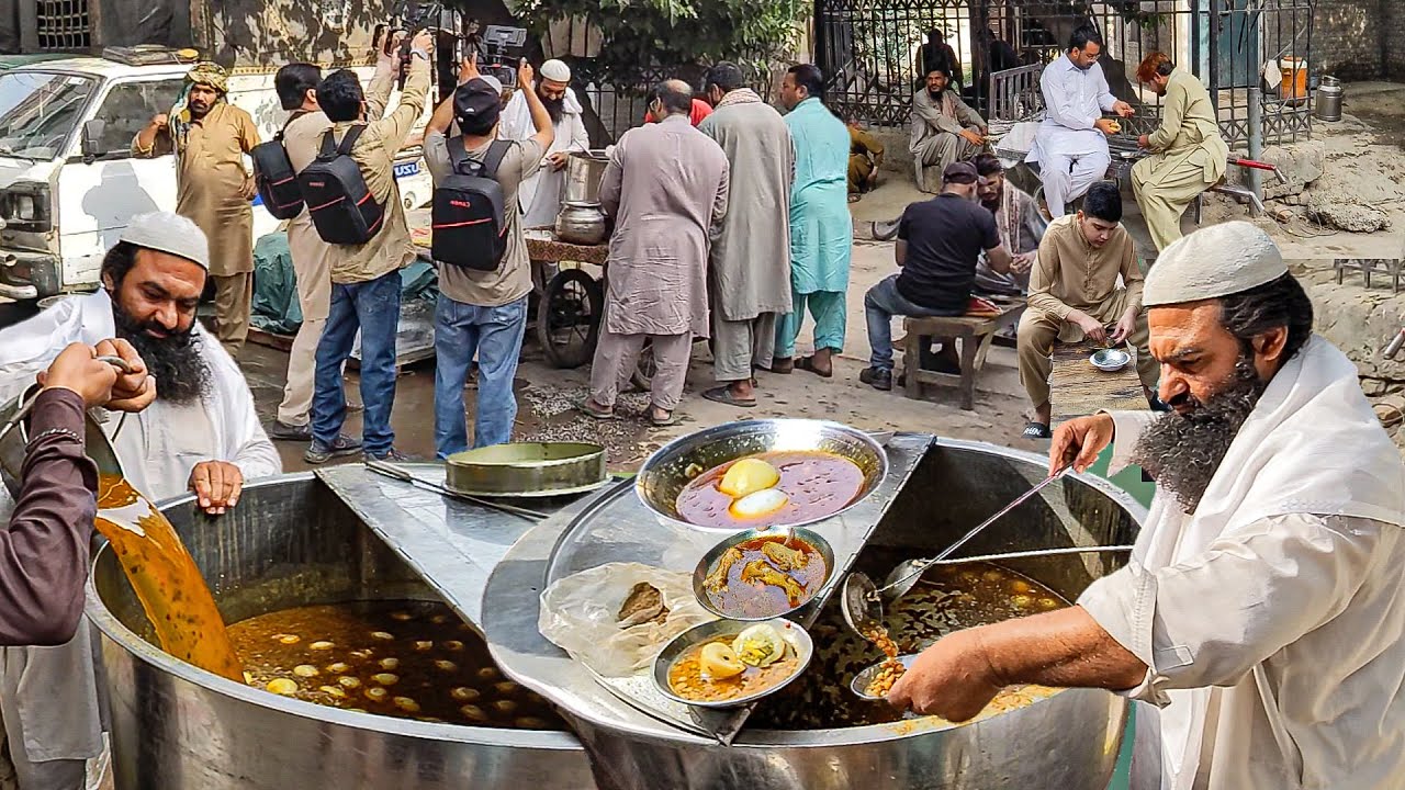 STREET FOOD BREAKFAST IN PAKISTAN 2025 - DESI FOOD COMPILATION | BEST FOOD COLLECTION