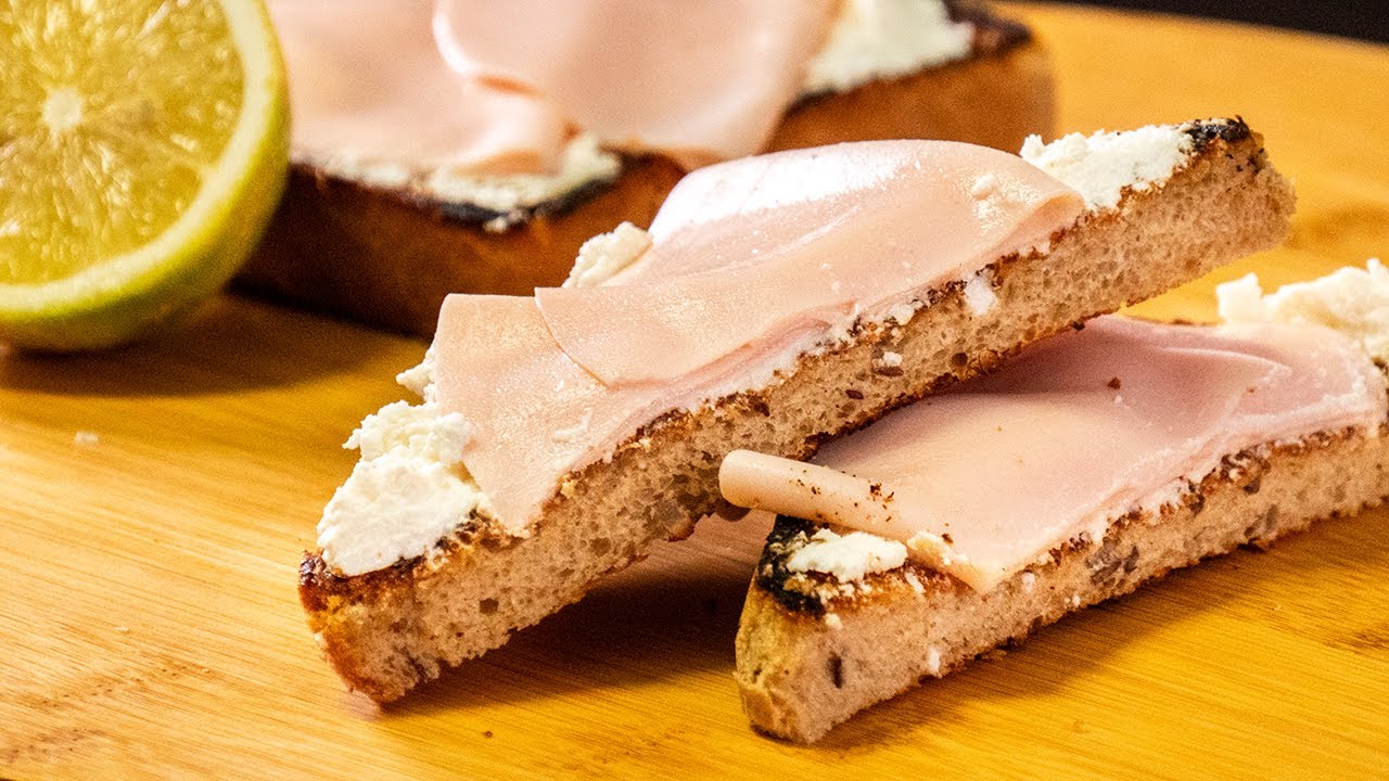 Turkey Rump Succulent Turkey Rump on Creamy Whole-Grain Ricotta 😋 A Flavorful ...
