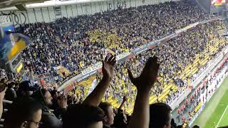 Rennes karşısında 0-3 ten geri dönüş sonrası maç sonu tribünden görünümler