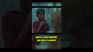 En este pueblo todos se transformaron en zombis pero...