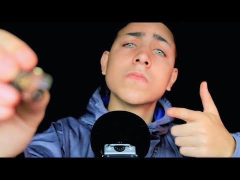 ASMR COMÉDIA Tatuador Roleplay – fazendo tatuagem (Som da maquininha – PT BR)