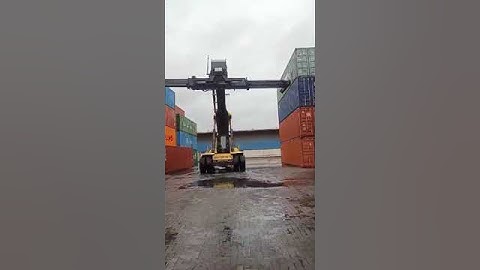 Hyster shifting#container #proper #stackingvideos