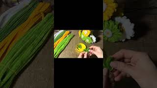 How to Make Pipe Cleaner Flowers 🌸 #Shorts