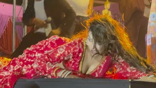 Preeti Paswan fit Character Dhila Hai bollywood stage dance show #concert #dance #hotdance 