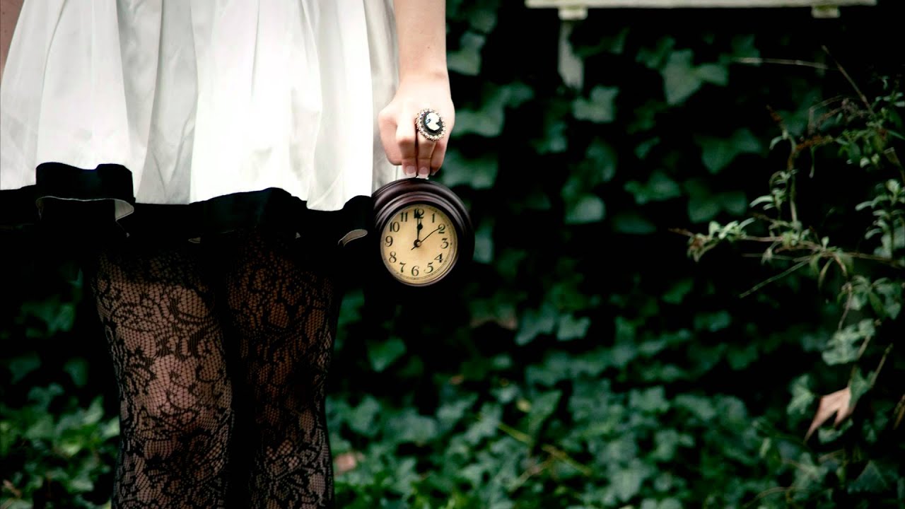 Guarda Synthetic Epiphany - Visiting Hours su YouTube Guarda Synthetic Epiphany - Visiting Hours su YouTube