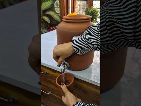 iss garmi me fridge k pani ko kaho bye bye aur le aao yeh bada sa mitti ka pot #shorts