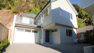 4/121 Muritai Road, Eastbourne
