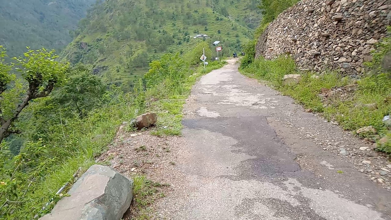 Pyaro Lakho मेरु पहाड़ pyaro Lago Re - YouTube