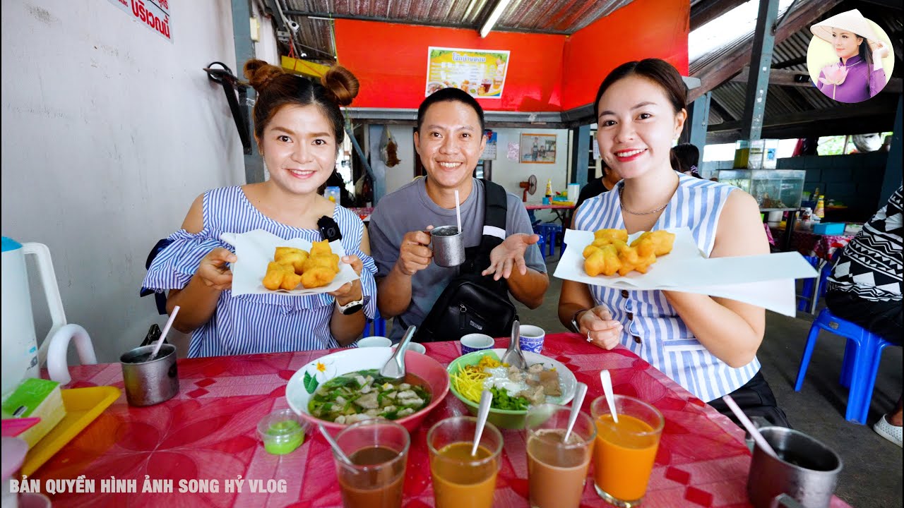 Cười lộn ruột với NISA khi đi ăn sáng đúng chuẩn người Thái tại SURAT THANI | DU LỊCH THÁI LAN #794