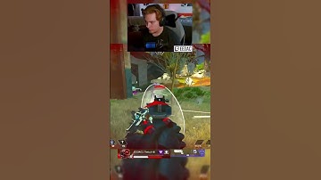 #shorts STREAMER ALMOST CLUTCHES INSANE 1V3 WITH THE WINGMAN