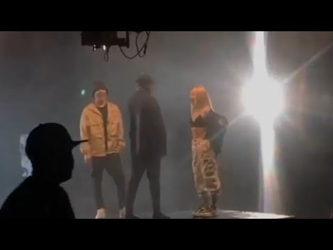 MC Davo - Siempre Es Lo Mismo ft. Gera MX, Samantha Barron