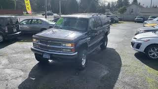 1999 Chevrolet Suburban 4X4 (1 Owner ) Lifted w/LOW MILES