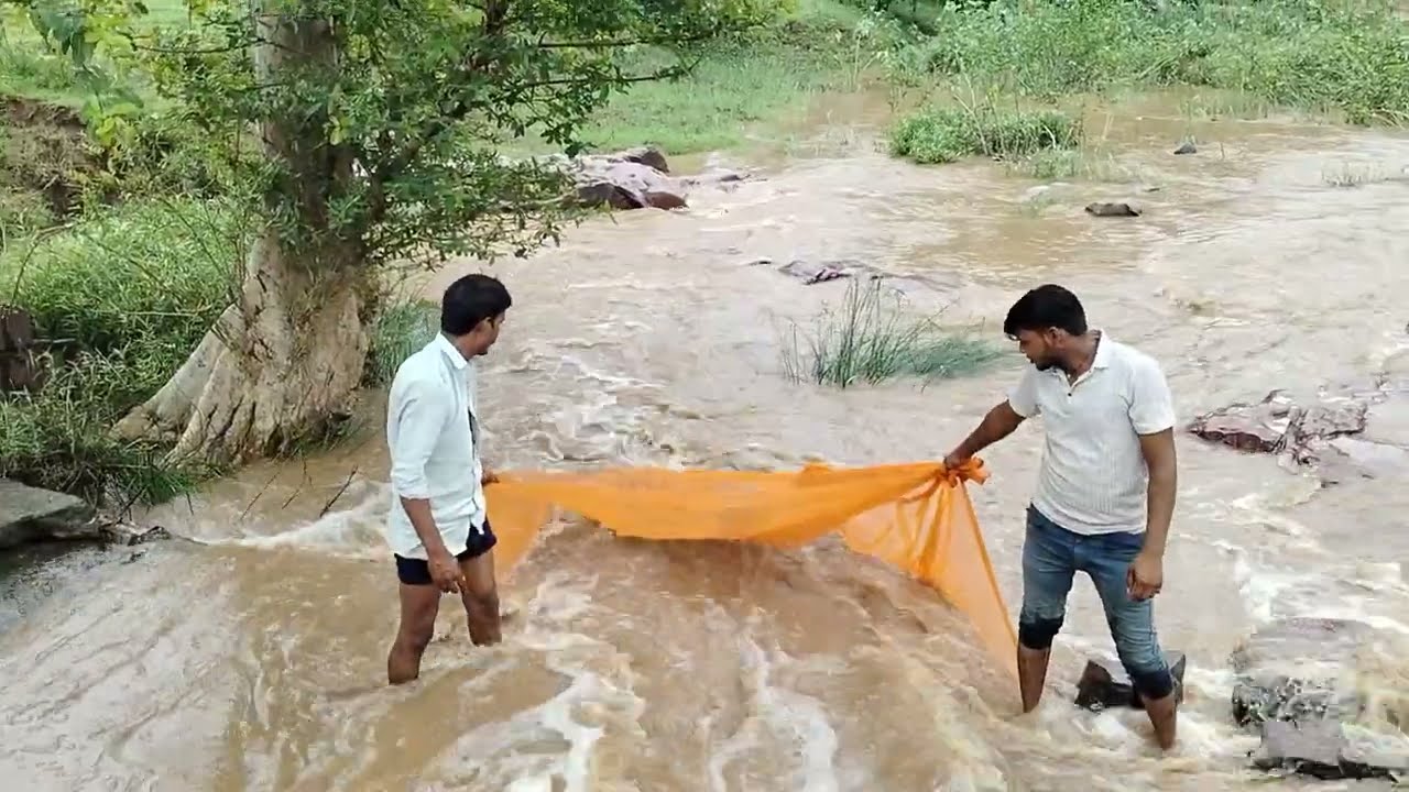 Nadi se bdi bdi machhli kaise pakdte hai 💥💥