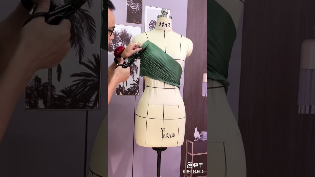 World best Fashion Designer π§βπ¨ ππ»