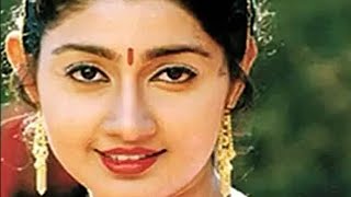 Actress Divya Unni Cute Photo Status