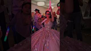 LED ROBOTS SHOW #DukeBOTS #palahoraloka #ElRojito #robot #fyp #viral #shorts #dancingrobot #dance