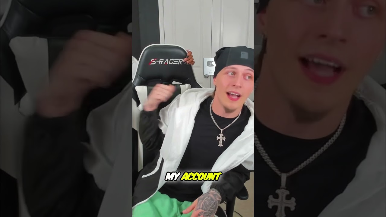 Этот стул для меня очень дорог! 😂 