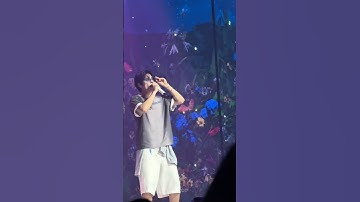 How is he allowed to be this handsome? #taehyun #kangtaehyun #txt #tomorrowxtogether #txtmoa