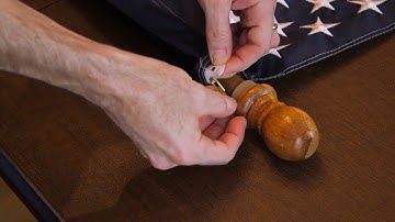 Wood Flag Pole (01000) and Aluminum Pole Bracket (20425) by Evergreen