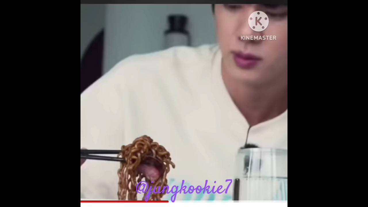 BTS Members Eating Ramen🍜 🥰🥰