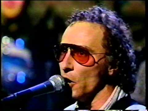 Graham Parker — Graham Parker on Late Night (1991) - "Ten Girls Ago"