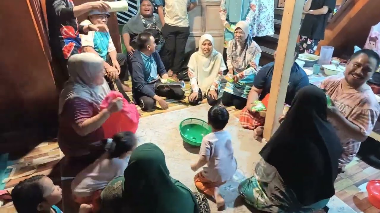 TUKAR - TUKAR HADIAH IKUT COLOR