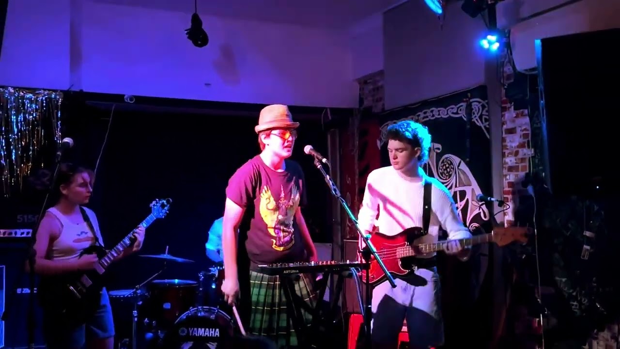 WazzMaloid - 2122 (Live at Elixir Music House) [Geese Cover]