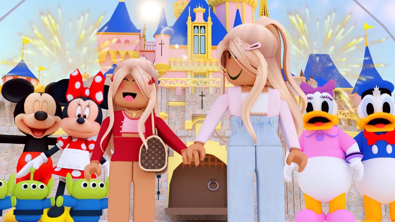 TRAVELLING TO DISNEYLAND! | Roblox Roleplay | axabella - YouTube