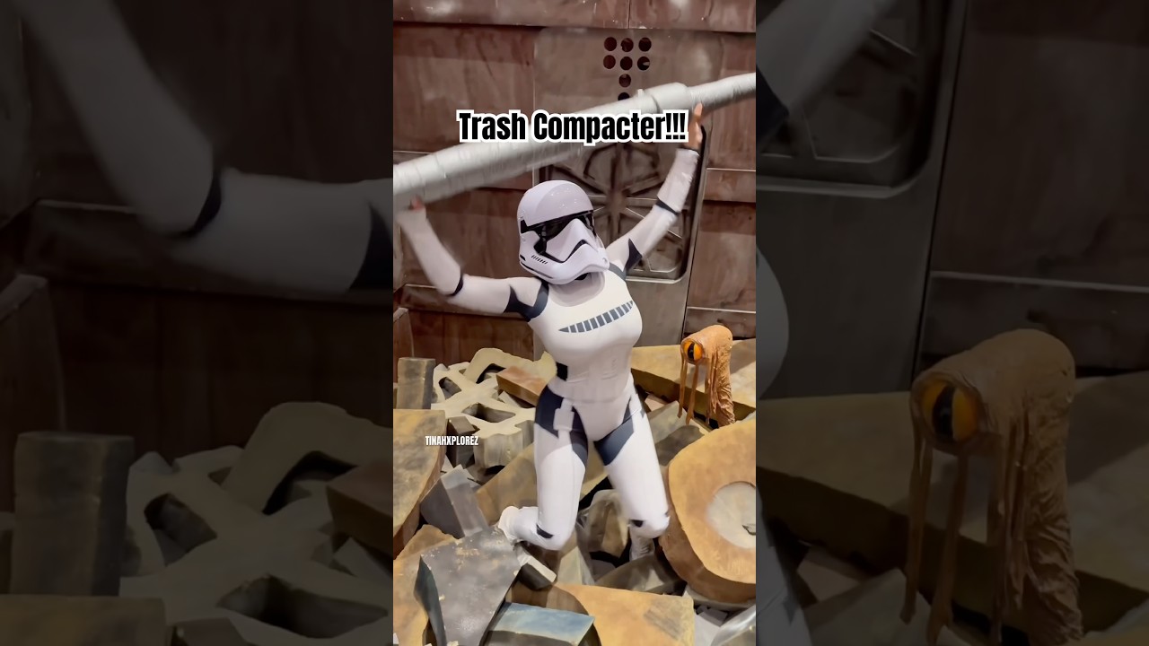 My fave interactive at Star Wars nite! #viralshort #cosplay #foryou #stormtrooper