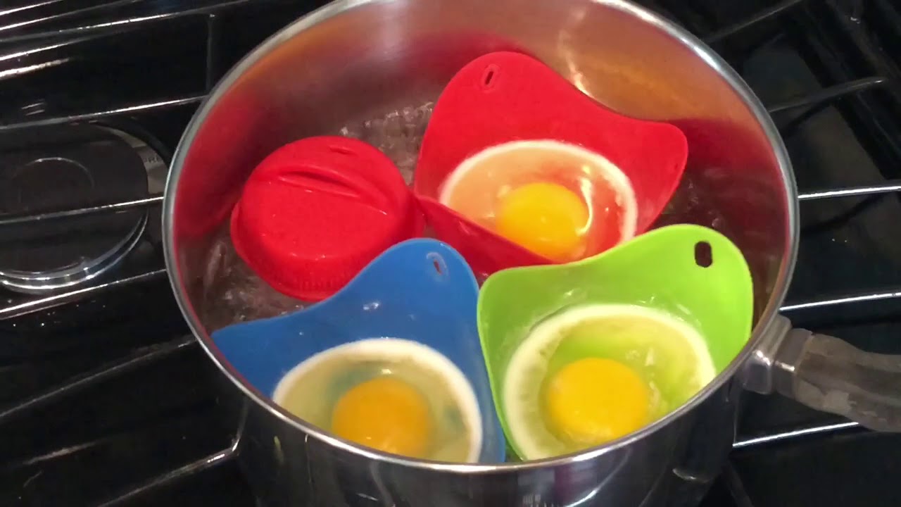 Poached Eggs in Silicone Cups - Olga's Flavor Factory