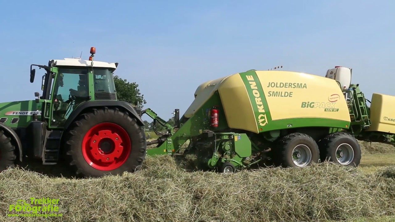 Waarschuwing hoofdkussen Citaat Hooibalen persen met 2 combinaties door loonbedrijf Joldersma - YouTube