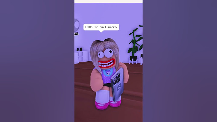 When Youngest Sibling gets her first PHONE…😂🤪 #adoptme #roblox #robloxshorts