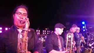Download lagu The Subtonic Orchestra Performs 'Bring It On Home To Me'...in the rain!