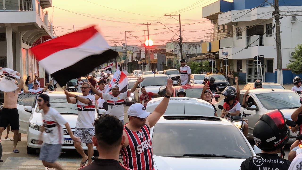 Festa da torcida do São Paulo campeão da Copa do Brasil