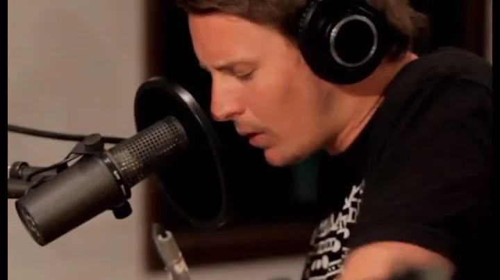 Ben Howard performing "Depth Over Distance" Live o...