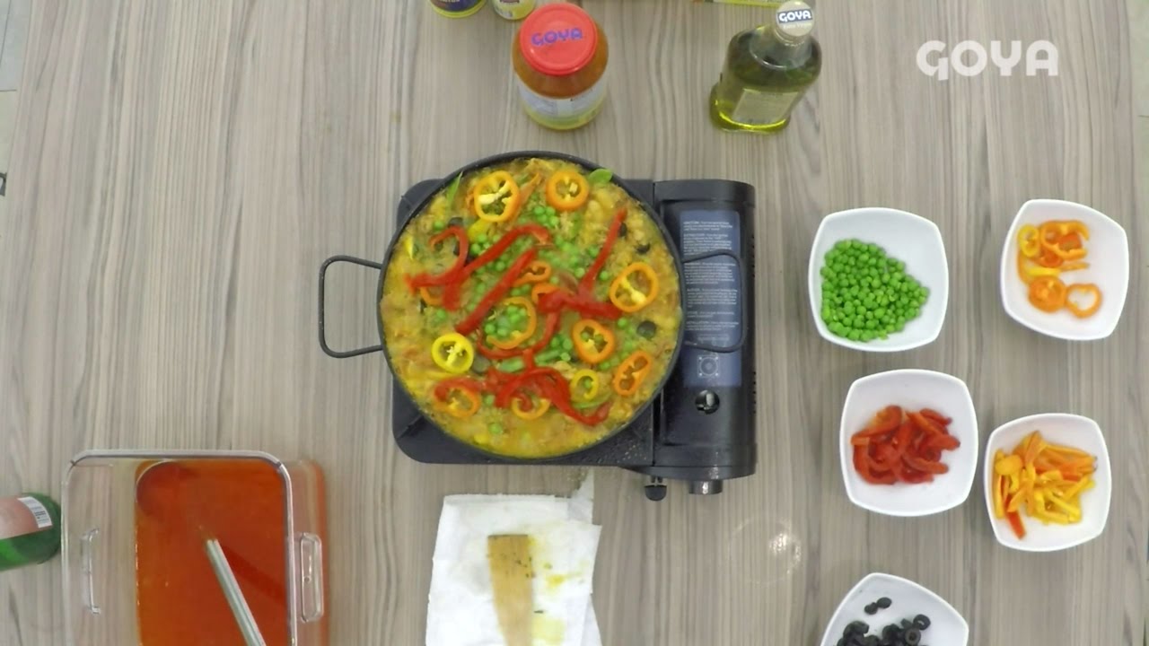 Paella de Carnes por Chef Oscar Maldonado