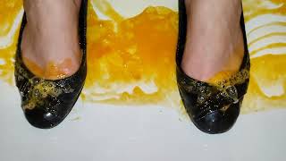 Kate Is Crushing Egg In Flats