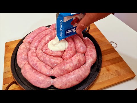 É só juntar Linguiça e creme de leite e o resultado incrível na receita