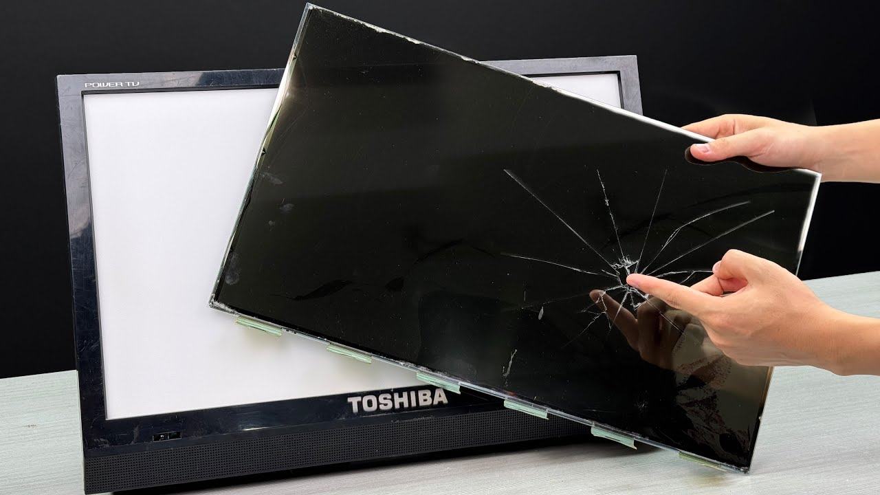 Все люди в мире нуждаются в этом, уберите разбитый дисплей со старого телевизора и получите Нобе....